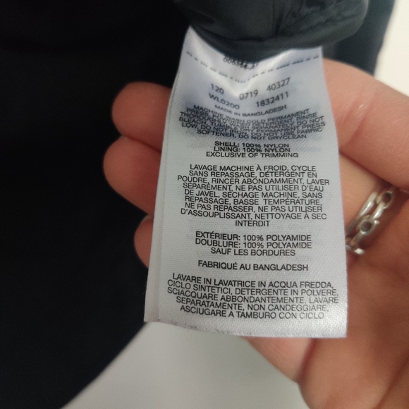 *Columbia Women’s Day Trippin’ Black Water-Repellent Jacket – XS - Picture 6 of 8